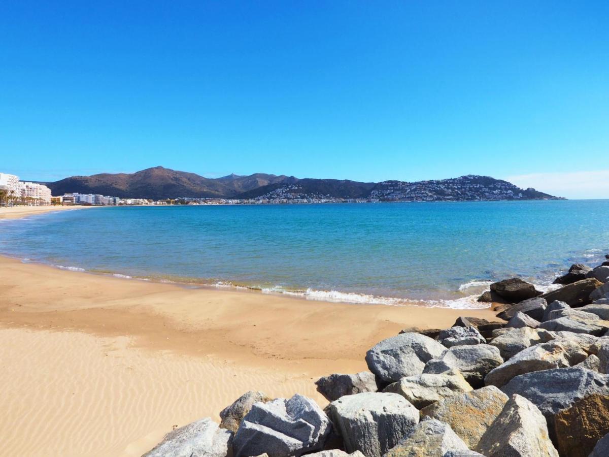 Apartment Platja De Roses-4 By Interhome Екстер'єр фото
